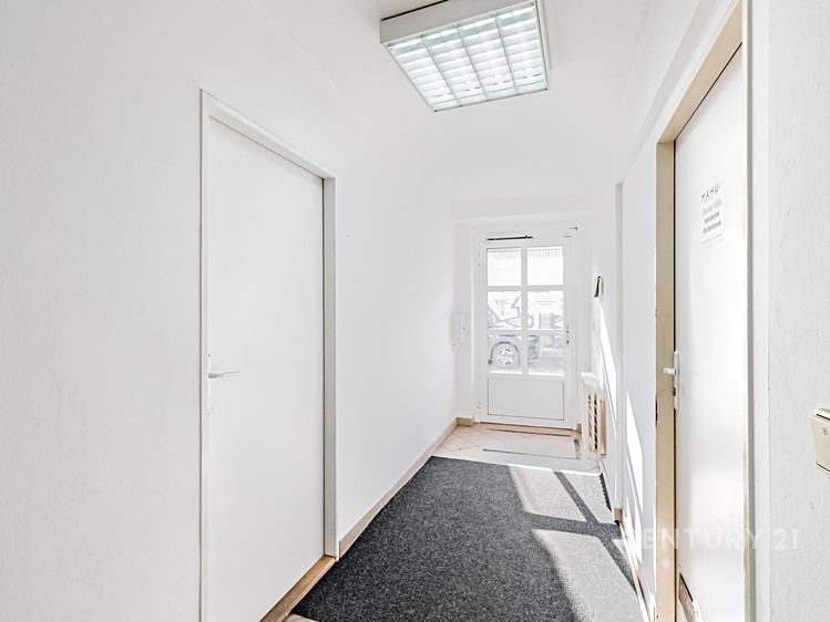 Pronájem kanceláře 32 m² - foto 6