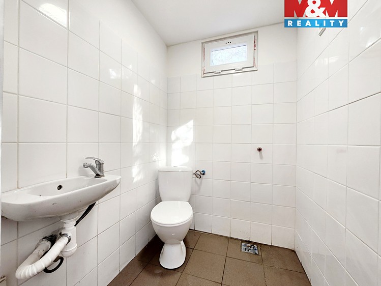 Pronájem obchodního prostoru 38 m² - foto 7