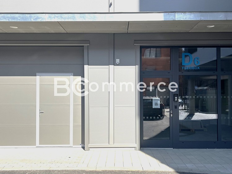 Pronájem obchodního prostoru 203 m² - foto 1