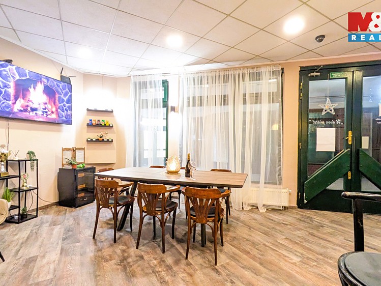 Pronájem obchodního prostoru 76 m² - foto 7
