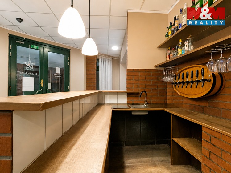 Pronájem obchodního prostoru 76 m² - foto 6