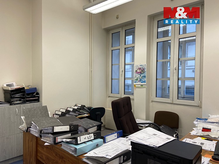 Pronájem kanceláře 25 m² - foto 4