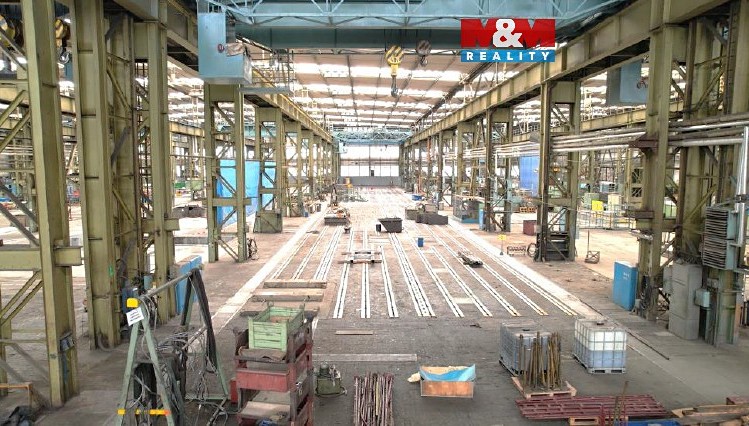 Pronájem skladového prostoru 1 009 m² - foto 1