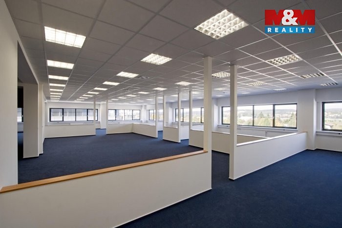 Pronájem kanceláře 1 616 m² - foto 3
