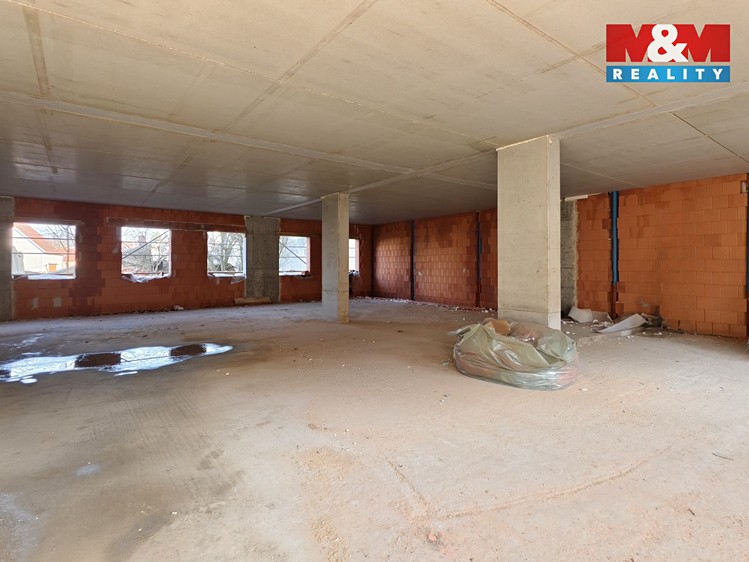 Pronájem kanceláře 244 m² - foto 4
