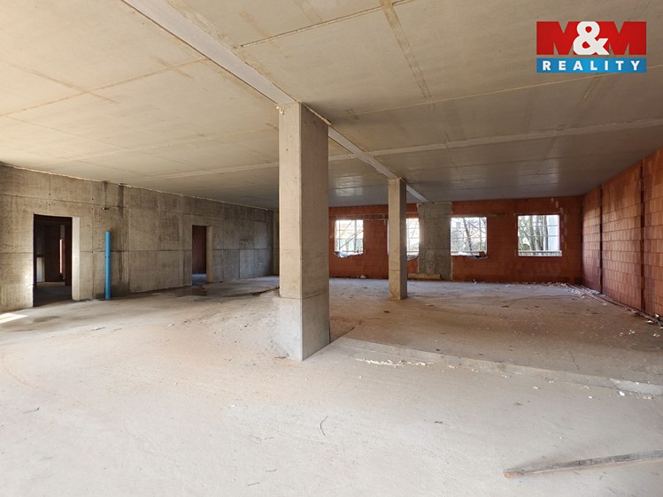 Pronájem kanceláře 244 m² - foto 5