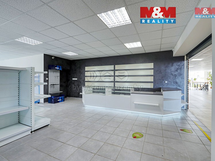 Pronájem obchodního prostoru 187 m² - foto 1