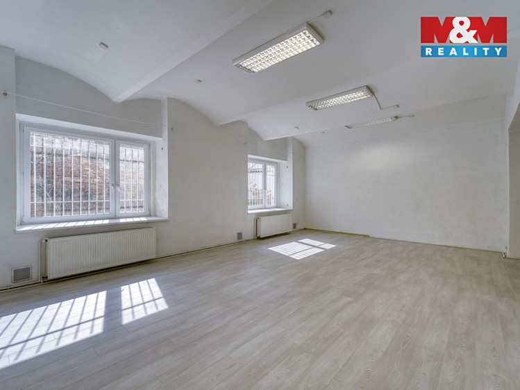Pronájem kanceláře 167 m² - foto 2