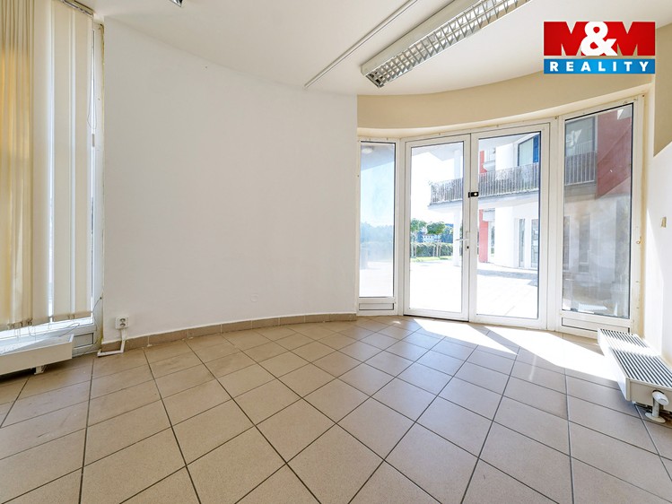 Pronájem obchodního prostoru 53 m² - foto 5