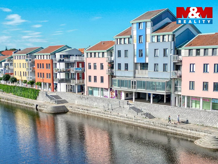 Pronájem obchodního prostoru 53 m² - foto 8