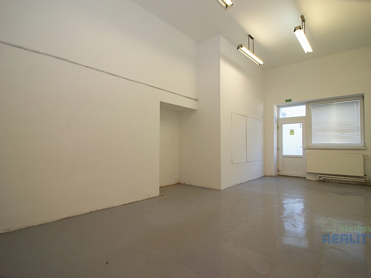 Pronájem kanceláře 73 m² - foto 7