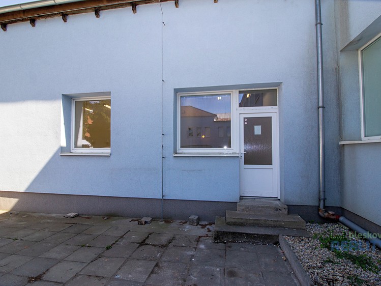 Pronájem skladového prostoru 28 m² - foto 2