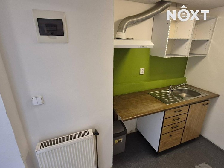 Pronájem kanceláře 50 m² - foto 3