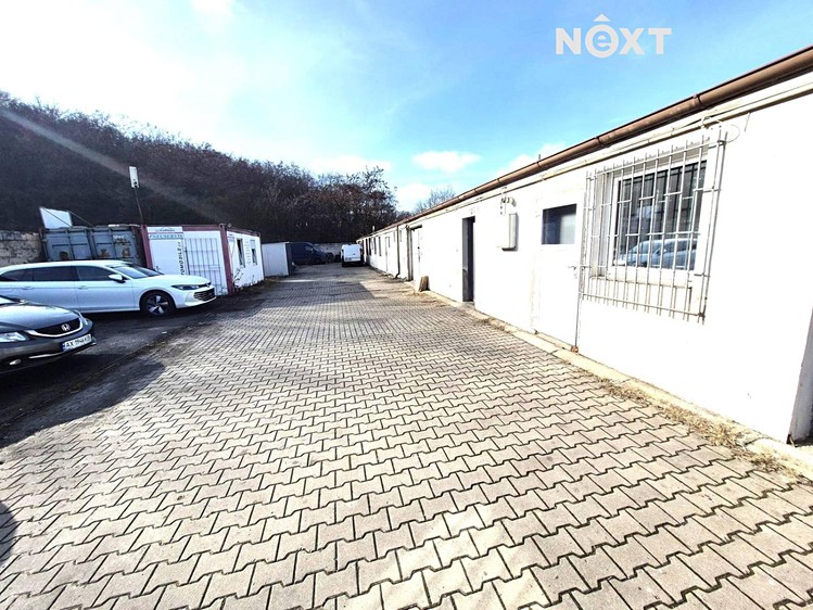 Pronájem kanceláře 50 m² - foto 1