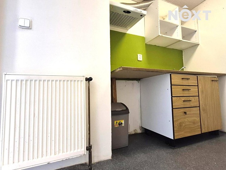 Pronájem kanceláře 50 m² - foto 8