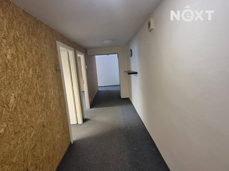 Pronájem kanceláře 175 m² - foto 6