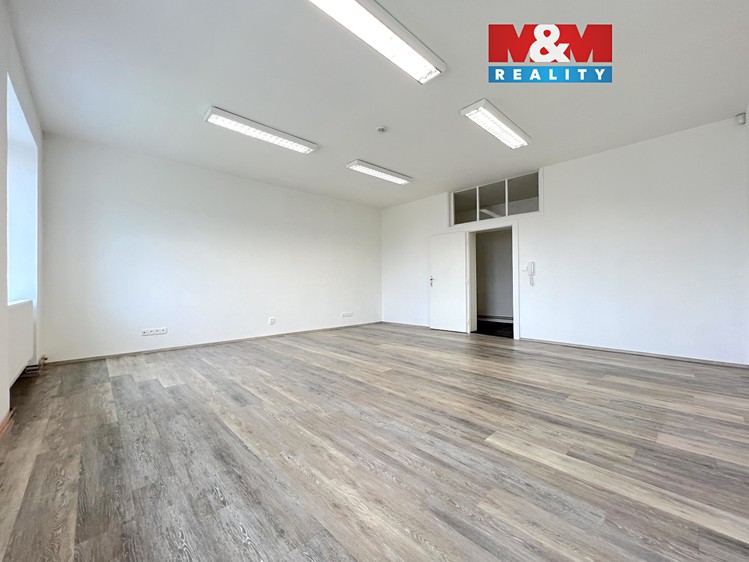 Pronájem kanceláře 34 m² - foto 1