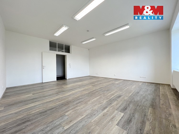 Pronájem kanceláře 34 m² - foto 4