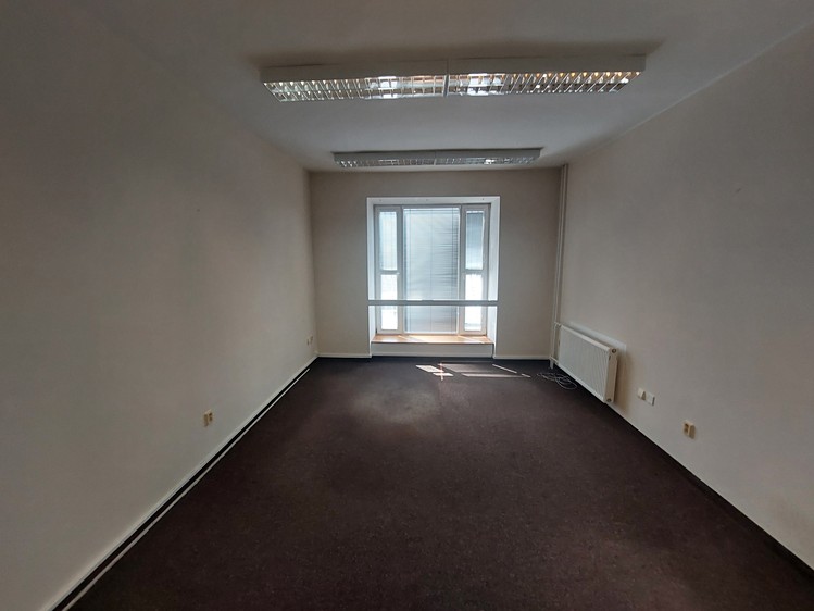 Pronájem kanceláře 20 m² - foto 3