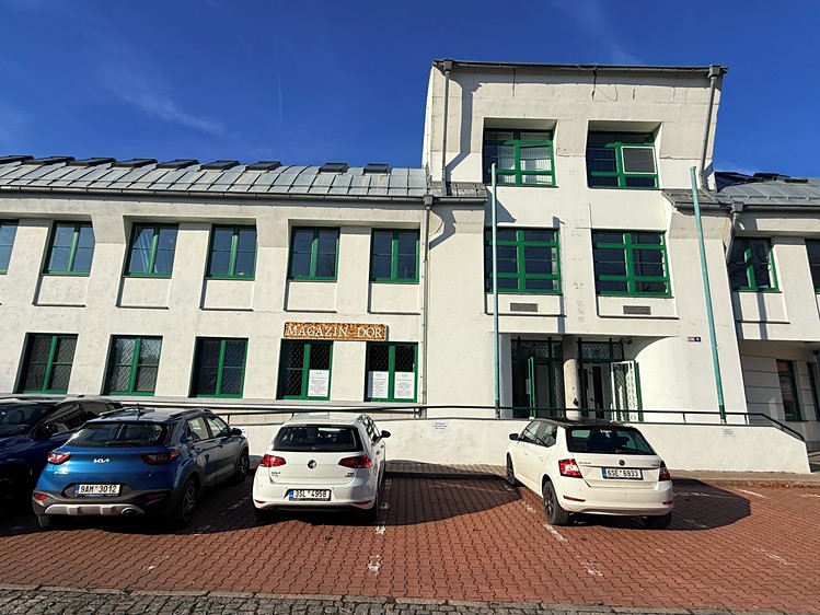 Pronájem kanceláře 195 m² - foto 2