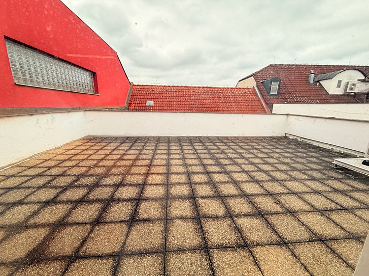 Pronájem kanceláře 167 m² - foto 4