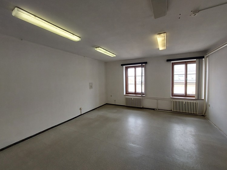 Pronájem kanceláře 25 m² - foto 2
