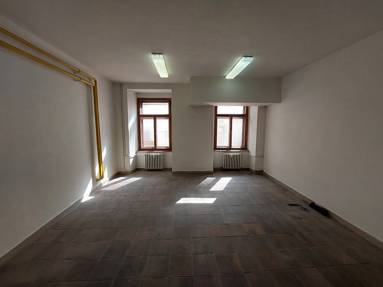 Pronájem kanceláře 25 m² - foto 3