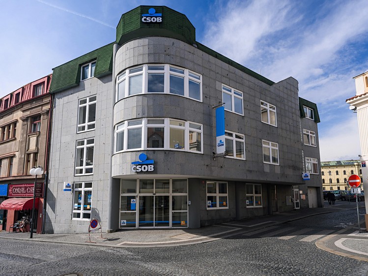 Pronájem kanceláře 219 m² - foto 1