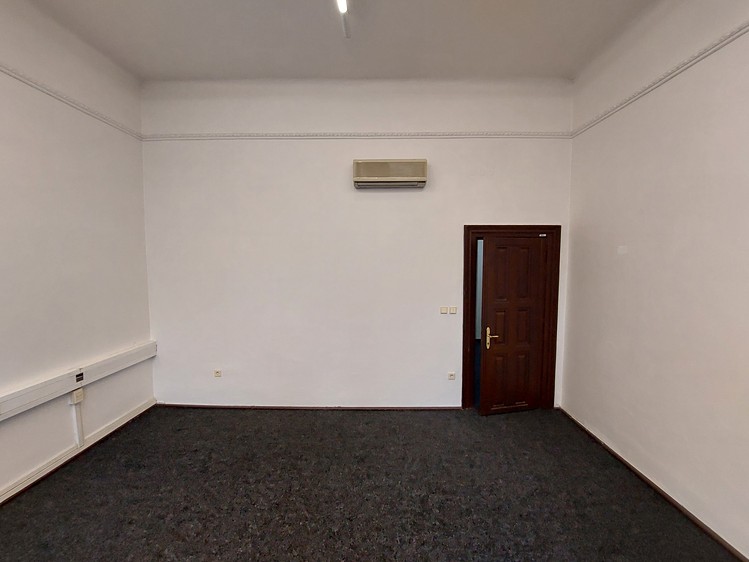 Pronájem kanceláře 31 m² - foto 2