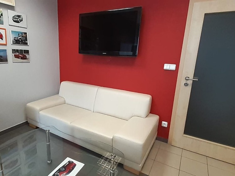 Pronájem kanceláře 130 m² - foto 5