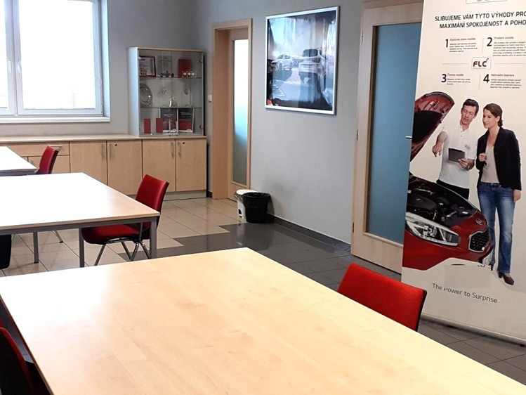 Pronájem kanceláře 130 m² - foto 6
