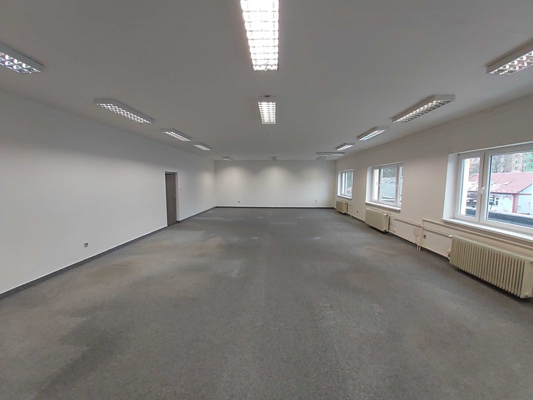 Pronájem kanceláře 112 m² - foto 3