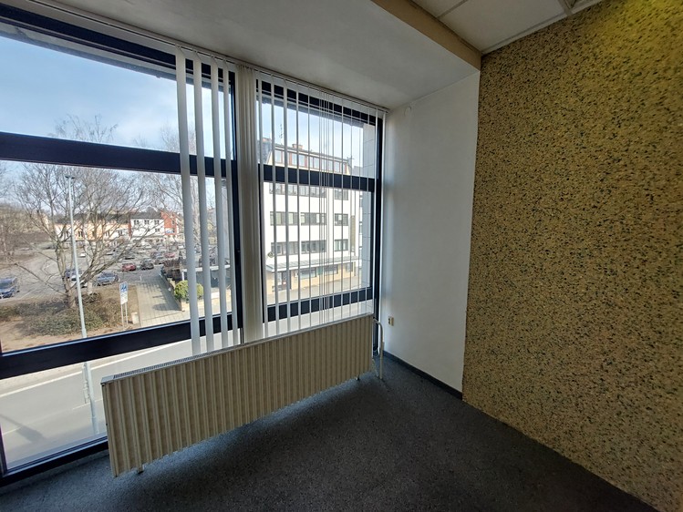 Pronájem kanceláře 54 m² - foto 4