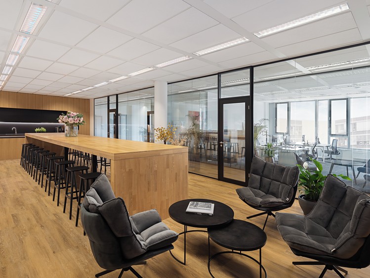 Pronájem kanceláře 1 044 m² - foto 4