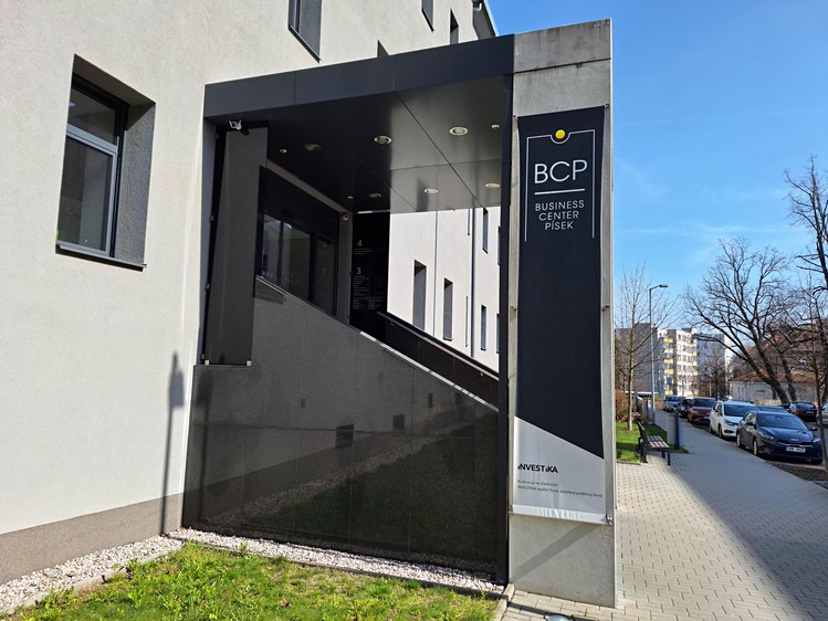 Pronájem kanceláře 404 m² - foto 5