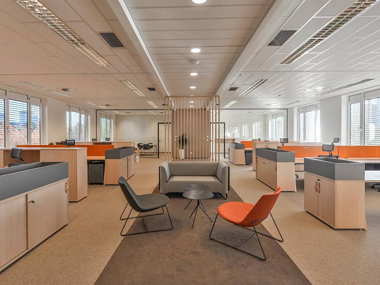 Pronájem kanceláře 286 m² - foto 5