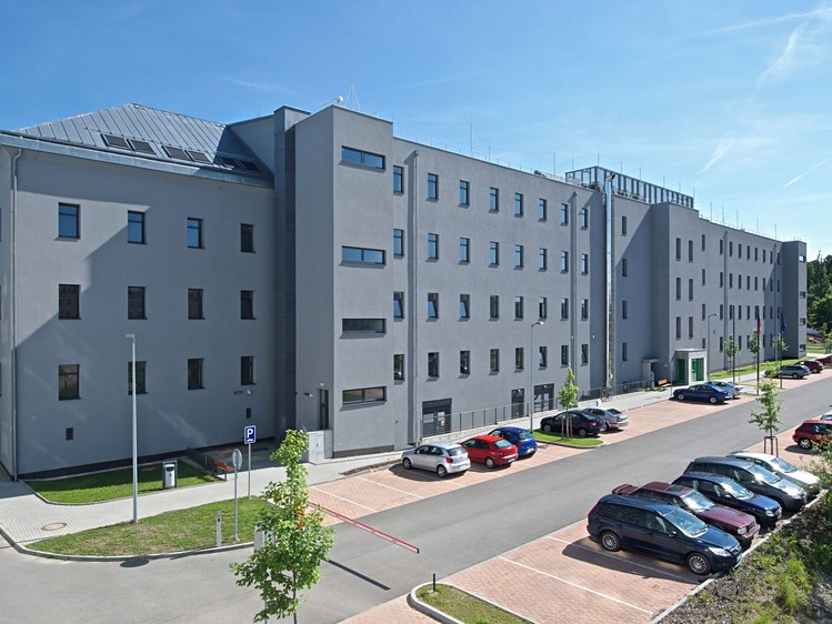 Pronájem kanceláře 65 m² - foto 1