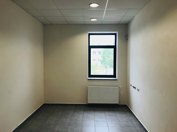 Pronájem kanceláře 18 m² - foto 5