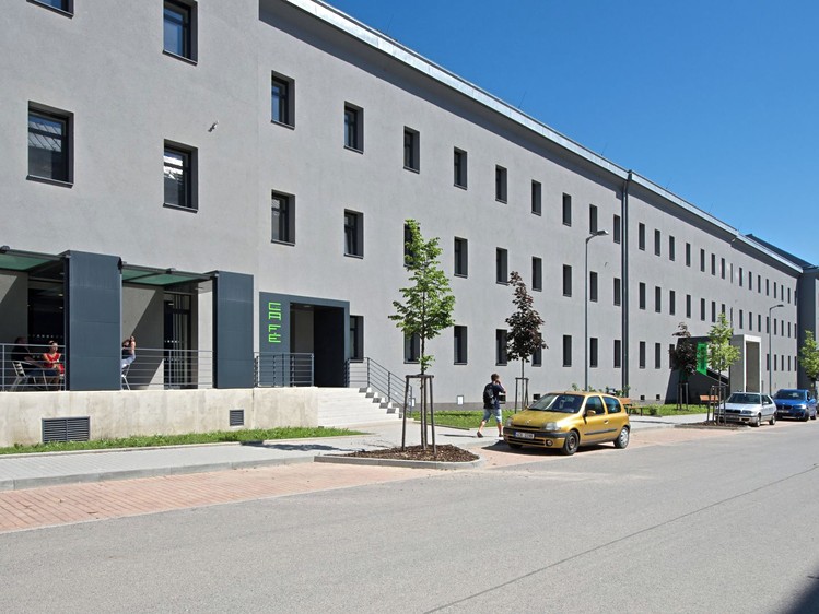 Pronájem kanceláře 35 m² - foto 4