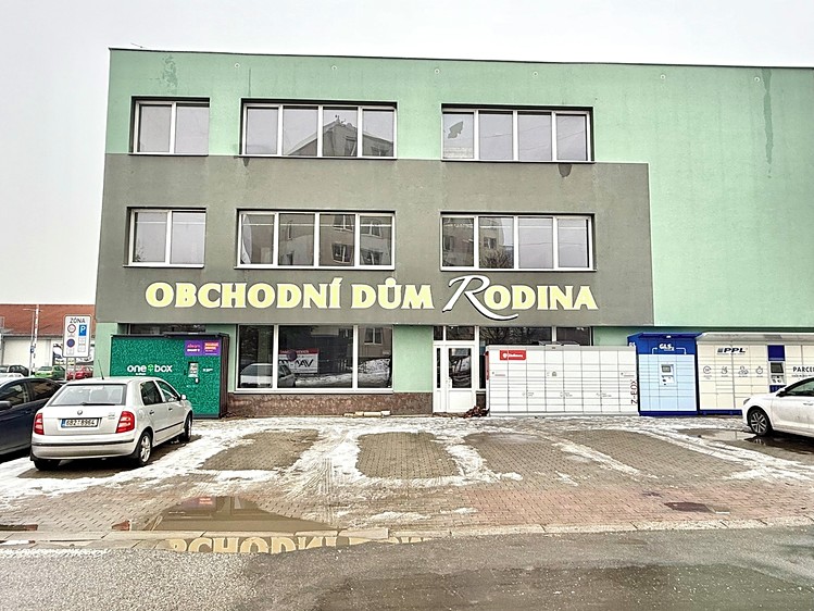 Pronájem obchodního prostoru 1 200 m² - foto 1