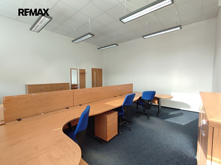 Pronájem kanceláře 31 m² - foto 6
