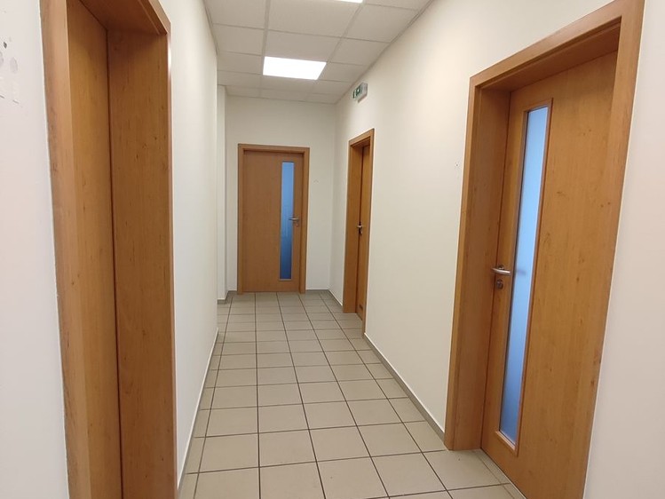 Pronájem kanceláře 31 m² - foto 8