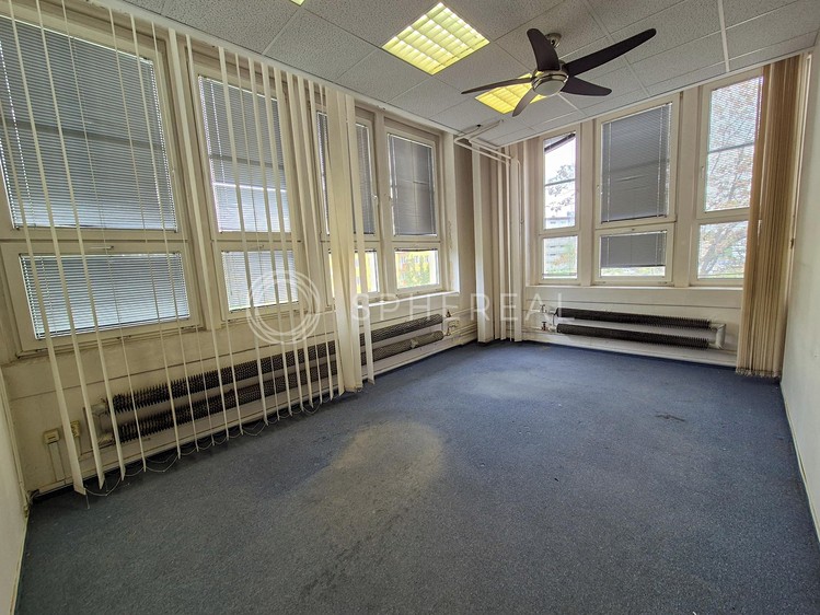 Pronájem kanceláře 1 200 m² - foto 6