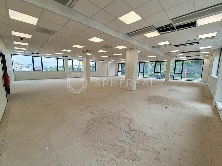 Pronájem kanceláře 276 m² - foto 3