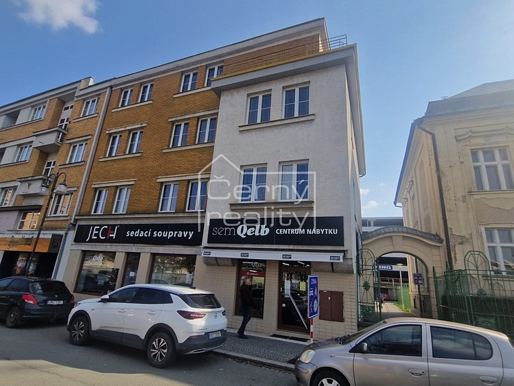 Pronájem obchodního prostoru 350 m² - foto 1
