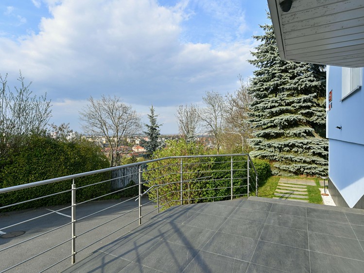 Pronájem komerční nemovitosti 700 m² - foto 2