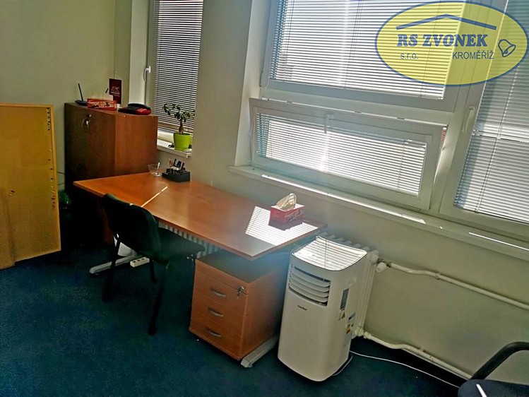 Pronájem kanceláře 28 m² - foto 5