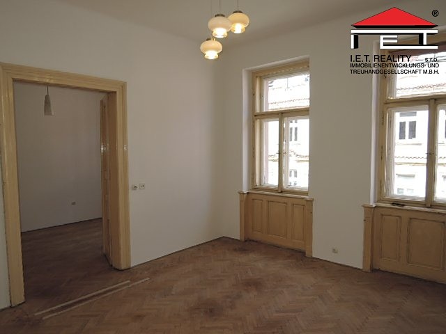 Pronájem kanceláře 82 m² - foto 4