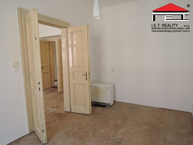 Pronájem kanceláře 82 m² - foto 6
