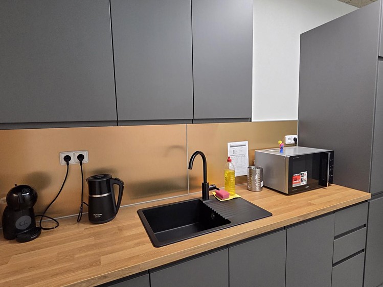 Pronájem kanceláře 37 m² - foto 6